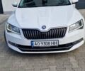 Белый Шкода Суперб, объемом двигателя 1.6 л и пробегом 280 тыс. км за 15800 $, фото 1 на Automoto.ua