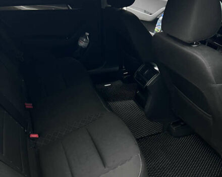 Белый Шкода Суперб, объемом двигателя 1.8 л и пробегом 258 тыс. км за 12999 $, фото 19 на Automoto.ua