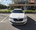 Белый Шкода Суперб, объемом двигателя 1.8 л и пробегом 250 тыс. км за 12000 $, фото 4 на Automoto.ua