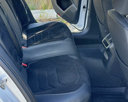 Белый Шкода Суперб, объемом двигателя 1.6 л и пробегом 280 тыс. км за 14500 $, фото 30 на Automoto.ua