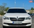 Белый Шкода Суперб, объемом двигателя 1.8 л и пробегом 226 тыс. км за 14700 $, фото 1 на Automoto.ua