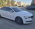 Білий Шкода Суперб, об'ємом двигуна 1.8 л та пробігом 250 тис. км за 12000 $, фото 1 на Automoto.ua