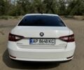 Белый Шкода Суперб, объемом двигателя 1.8 л и пробегом 170 тыс. км за 13500 $, фото 3 на Automoto.ua