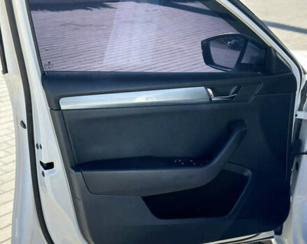 Белый Шкода Суперб, объемом двигателя 1.6 л и пробегом 280 тыс. км за 14500 $, фото 14 на Automoto.ua