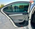 Білий Шкода Суперб, об'ємом двигуна 1.6 л та пробігом 220 тис. км за 15900 $, фото 16 на Automoto.ua
