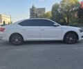 Білий Шкода Суперб, об'ємом двигуна 1.8 л та пробігом 250 тис. км за 12000 $, фото 1 на Automoto.ua