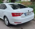 Білий Шкода Суперб, об'ємом двигуна 2 л та пробігом 270 тис. км за 13350 $, фото 2 на Automoto.ua