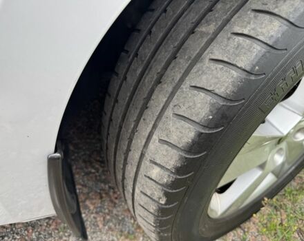 Белый Шкода Суперб, объемом двигателя 1.8 л и пробегом 187 тыс. км за 15200 $, фото 9 на Automoto.ua