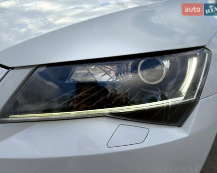 Белый Шкода Суперб, объемом двигателя 2 л и пробегом 217 тыс. км за 21000 $, фото 14 на Automoto.ua