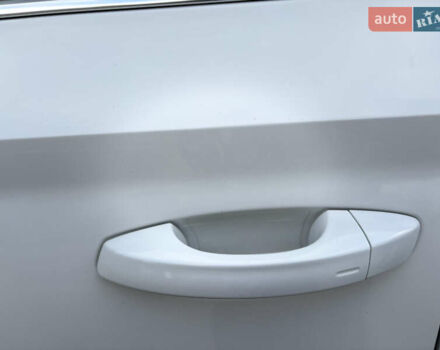 Белый Шкода Суперб, объемом двигателя 2 л и пробегом 217 тыс. км за 21000 $, фото 15 на Automoto.ua