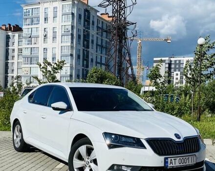 Белый Шкода Суперб, объемом двигателя 1.97 л и пробегом 249 тыс. км за 15999 $, фото 5 на Automoto.ua
