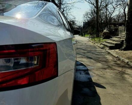 Белый Шкода Суперб, объемом двигателя 1.97 л и пробегом 233 тыс. км за 18000 $, фото 5 на Automoto.ua