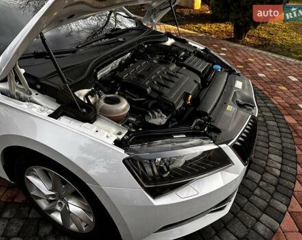 Белый Шкода Суперб, объемом двигателя 2 л и пробегом 255 тыс. км за 15500 $, фото 41 на Automoto.ua