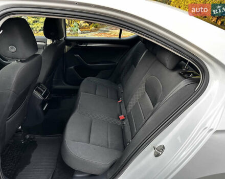 Белый Шкода Суперб, объемом двигателя 2 л и пробегом 255 тыс. км за 15500 $, фото 25 на Automoto.ua