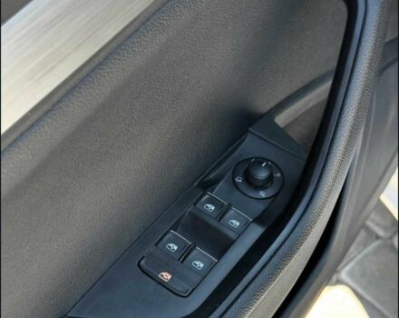 Белый Шкода Суперб, объемом двигателя 0 л и пробегом 209 тыс. км за 16500 $, фото 7 на Automoto.ua