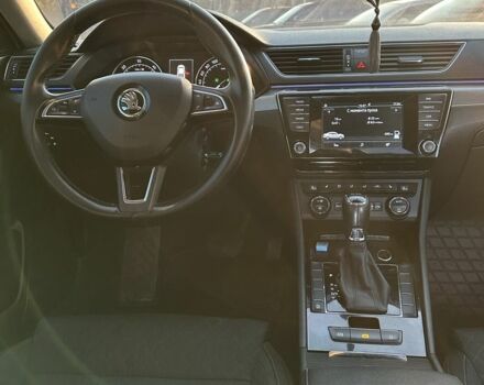 Білий Шкода Суперб, об'ємом двигуна 2 л та пробігом 226 тис. км за 17750 $, фото 2 на Automoto.ua