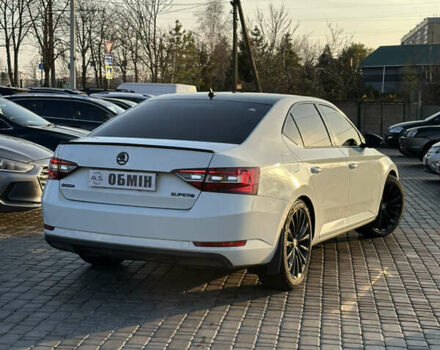 Білий Шкода Суперб, об'ємом двигуна 1.97 л та пробігом 226 тис. км за 17750 $, фото 1 на Automoto.ua