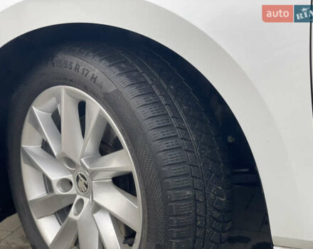 Белый Шкода Суперб, объемом двигателя 2 л и пробегом 255 тыс. км за 14999 $, фото 36 на Automoto.ua