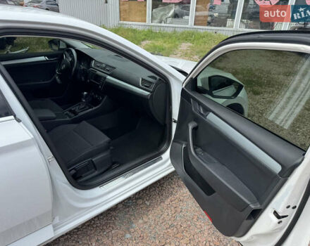 Білий Шкода Суперб, об'ємом двигуна 1.8 л та пробігом 187 тис. км за 16500 $, фото 11 на Automoto.ua