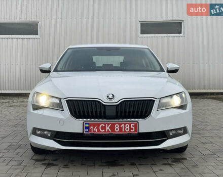 Белый Шкода Суперб, объемом двигателя 2 л и пробегом 255 тыс. км за 14999 $, фото 34 на Automoto.ua