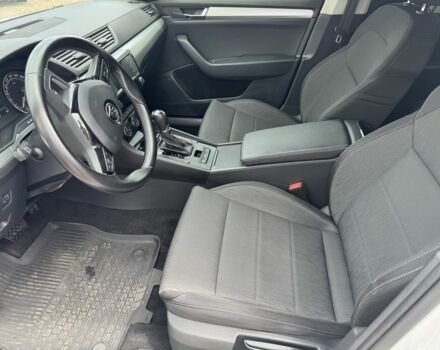 Белый Шкода Суперб, объемом двигателя 1.8 л и пробегом 187 тыс. км за 15200 $, фото 5 на Automoto.ua