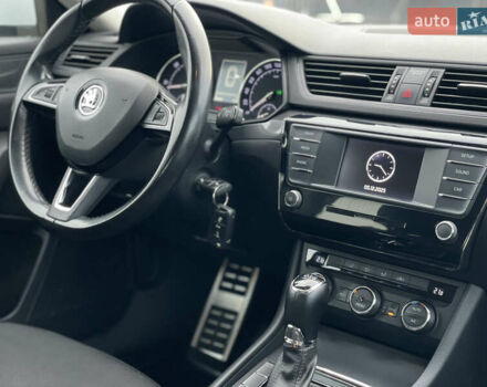 Белый Шкода Суперб, объемом двигателя 2 л и пробегом 255 тыс. км за 14999 $, фото 46 на Automoto.ua