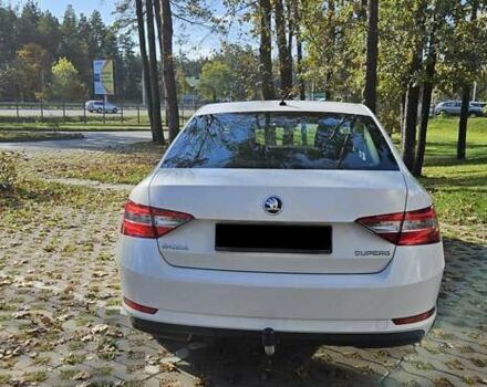 Білий Шкода Суперб, об'ємом двигуна 1.8 л та пробігом 144 тис. км за 16900 $, фото 2 на Automoto.ua