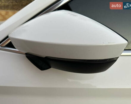Белый Шкода Суперб, объемом двигателя 2 л и пробегом 248 тыс. км за 12900 $, фото 13 на Automoto.ua