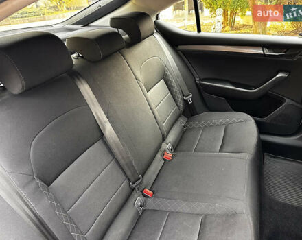 Белый Шкода Суперб, объемом двигателя 2 л и пробегом 255 тыс. км за 15500 $, фото 31 на Automoto.ua