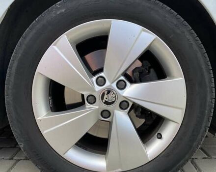 Белый Шкода Суперб, объемом двигателя 1.97 л и пробегом 249 тыс. км за 15999 $, фото 8 на Automoto.ua