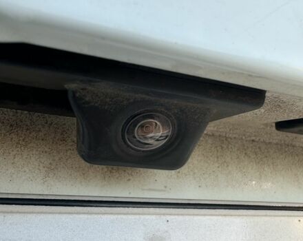 Білий Шкода Суперб, об'ємом двигуна 2 л та пробігом 226 тис. км за 17750 $, фото 16 на Automoto.ua