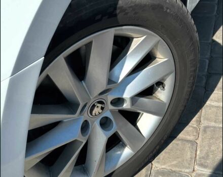 Белый Шкода Суперб, объемом двигателя 0 л и пробегом 209 тыс. км за 16500 $, фото 13 на Automoto.ua