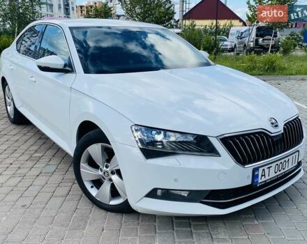 Белый Шкода Суперб, объемом двигателя 1.97 л и пробегом 249 тыс. км за 15999 $, фото 2 на Automoto.ua
