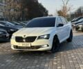 Білий Шкода Суперб, об'ємом двигуна 2 л та пробігом 226 тис. км за 17750 $, фото 1 на Automoto.ua