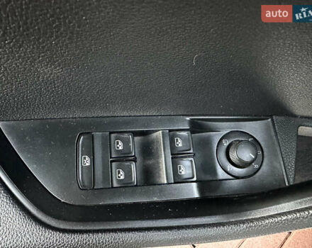 Белый Шкода Суперб, объемом двигателя 2 л и пробегом 248 тыс. км за 12900 $, фото 11 на Automoto.ua