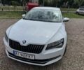 Белый Шкода Суперб, объемом двигателя 1.8 л и пробегом 187 тыс. км за 16500 $, фото 1 на Automoto.ua