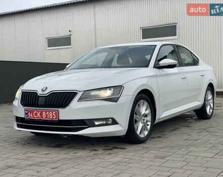 Белый Шкода Суперб, объемом двигателя 2 л и пробегом 255 тыс. км за 14999 $, фото 20 на Automoto.ua