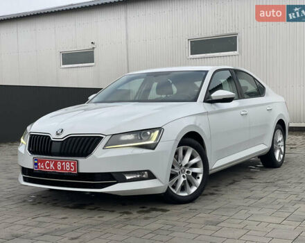 Белый Шкода Суперб, объемом двигателя 2 л и пробегом 255 тыс. км за 14999 $, фото 37 на Automoto.ua