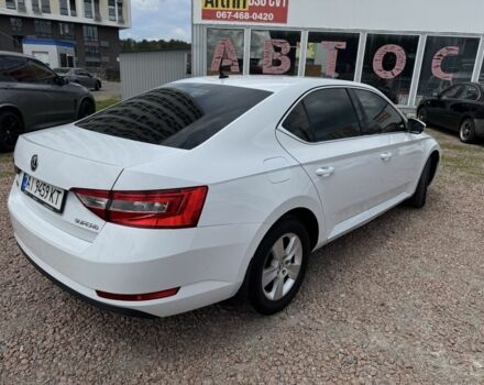 Белый Шкода Суперб, объемом двигателя 1.8 л и пробегом 187 тыс. км за 15200 $, фото 4 на Automoto.ua