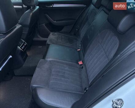 Белый Шкода Суперб, объемом двигателя 1.97 л и пробегом 169 тыс. км за 22000 $, фото 21 на Automoto.ua