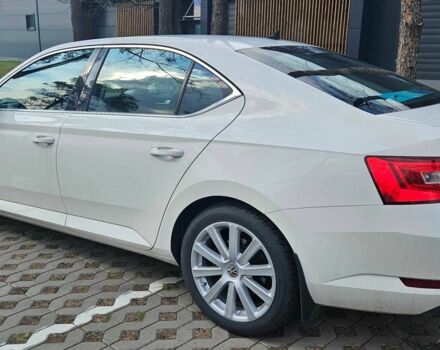 Білий Шкода Суперб, об'ємом двигуна 1.8 л та пробігом 144 тис. км за 17200 $, фото 22 на Automoto.ua