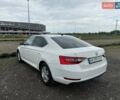 Белый Шкода Суперб, объемом двигателя 1.8 л и пробегом 220 тыс. км за 13900 $, фото 4 на Automoto.ua