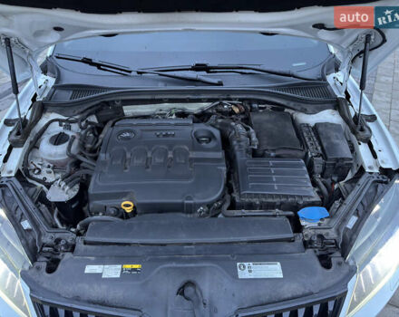 Белый Шкода Суперб, объемом двигателя 1.97 л и пробегом 169 тыс. км за 22000 $, фото 11 на Automoto.ua