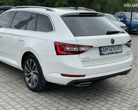 Белый Шкода Суперб, объемом двигателя 2 л и пробегом 300 тыс. км за 17555 $, фото 18 на Automoto.ua