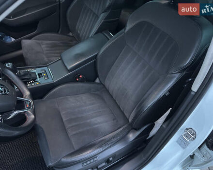 Белый Шкода Суперб, объемом двигателя 1.97 л и пробегом 169 тыс. км за 22000 $, фото 15 на Automoto.ua