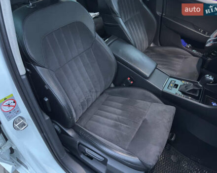 Белый Шкода Суперб, объемом двигателя 1.97 л и пробегом 169 тыс. км за 22000 $, фото 17 на Automoto.ua