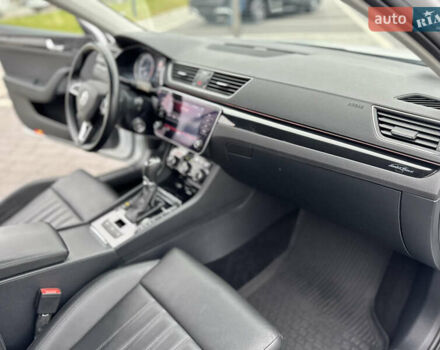 Шкода Суперб 2017 у Мукачеве на Automoto.ua Білий Шкода Суперб, об'ємом двигуна 1.8 л та пробігом 220 тис. км за 18000 $, фото 22 на Automoto.ua