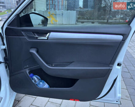 Белый Шкода Суперб, объемом двигателя 1.97 л и пробегом 169 тыс. км за 22000 $, фото 18 на Automoto.ua