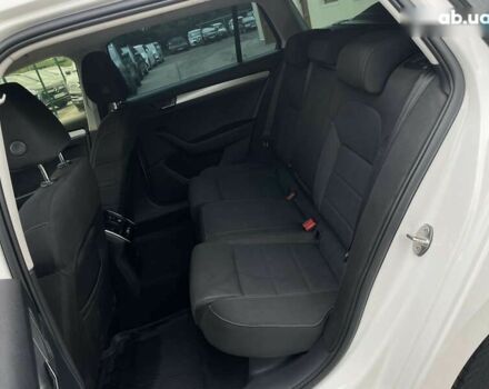 Белый Шкода Суперб, объемом двигателя 2 л и пробегом 300 тыс. км за 17555 $, фото 28 на Automoto.ua