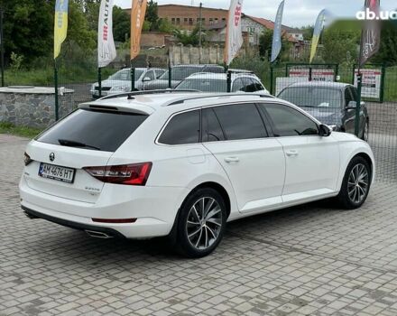 Белый Шкода Суперб, объемом двигателя 2 л и пробегом 300 тыс. км за 17555 $, фото 14 на Automoto.ua